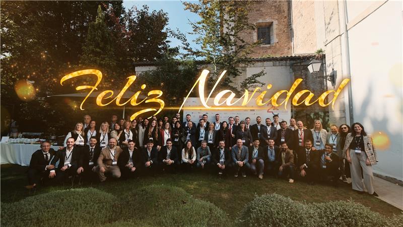 En ebroker, la tecnología importa. pero las personas lo son todo. Felicitación de Navidad 2025

