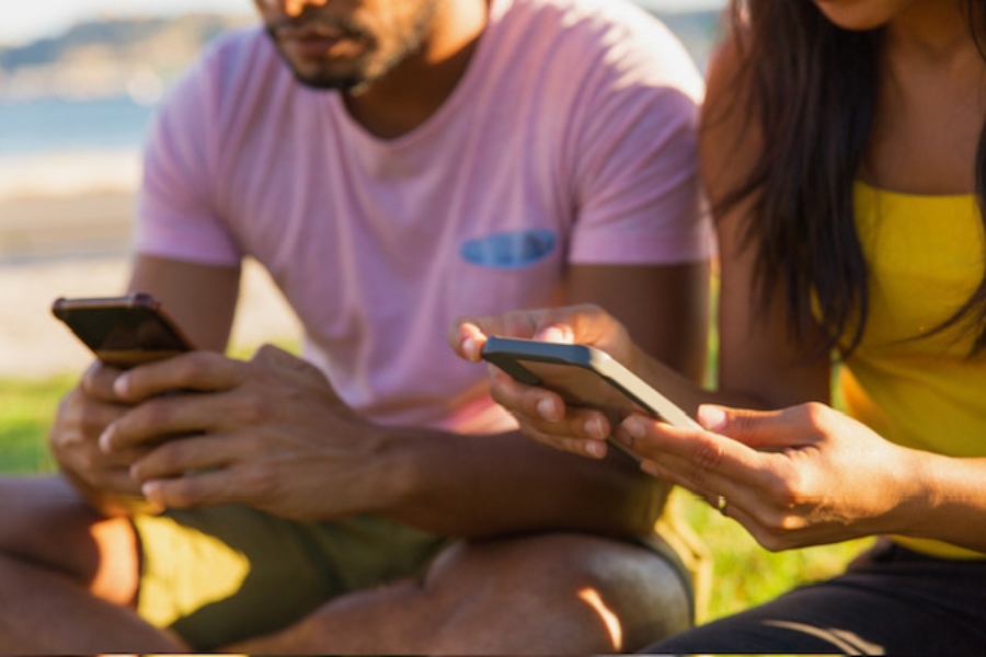 La Generación "Mute" redefine la interacción con las marcas
